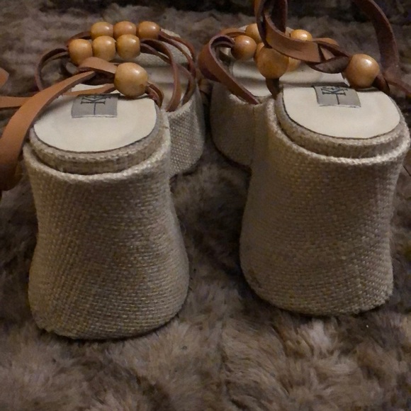 90s Vintage KF Ltd Woodbeads wraparound Platforms - Picture 3 of 5